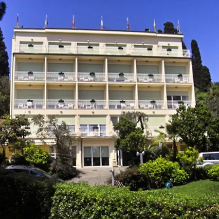 Отель L'approdo